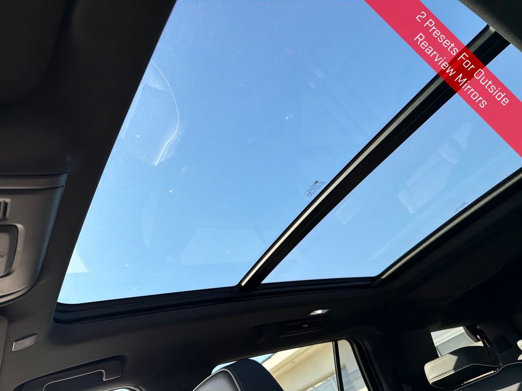 Used 2021 GMC Yukon SLT w/ SLT Premium Package image 25