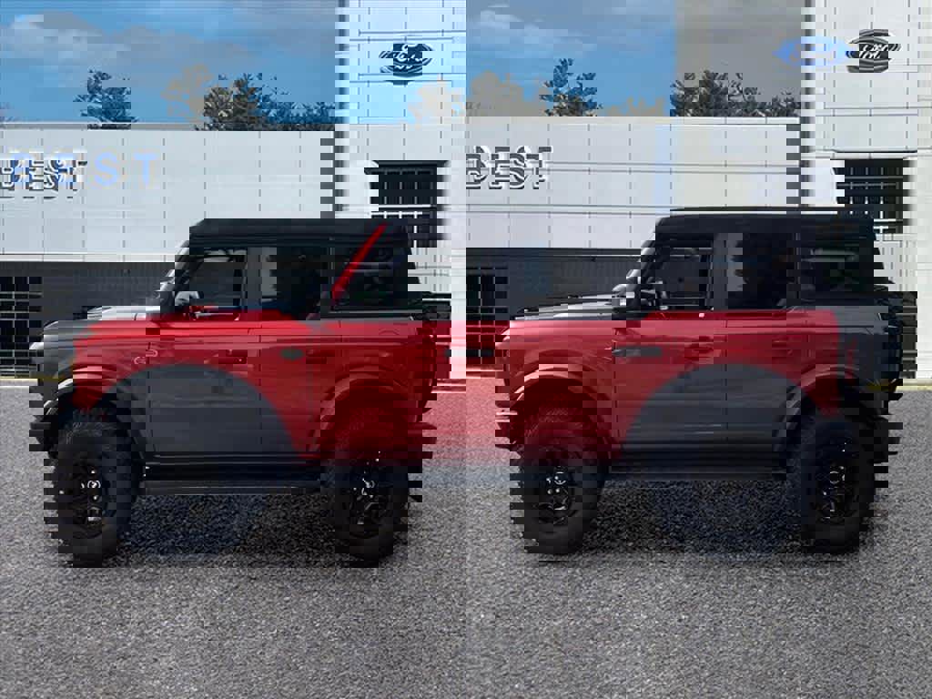 Used 2024 Ford Bronco Wildtrak image 5