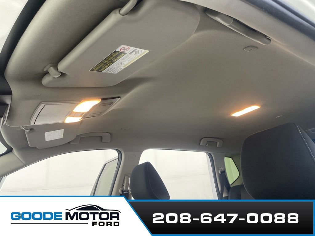 Used 2024 Nissan Rogue SV AWD/4WD image 18