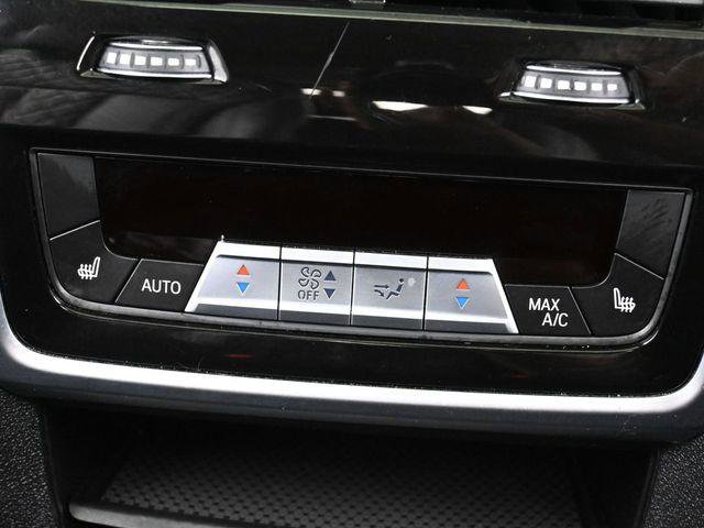 Used 2019 BMW X7 xDrive40i w/ Dynamic Handling Package AWD/4WD image 45