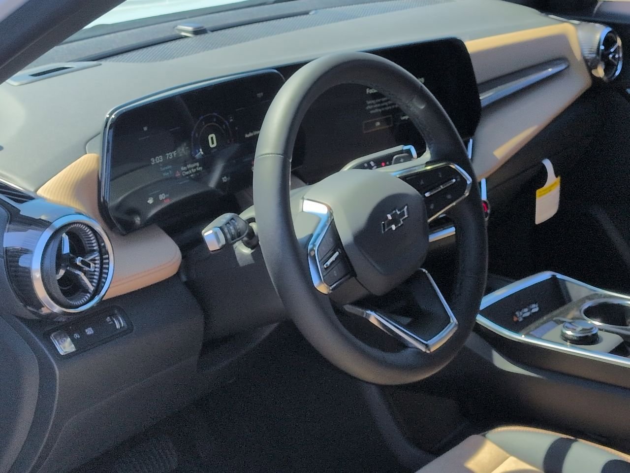 New 2026 Chevrolet Equinox ACTIV w/ Safety and Technology Package FWD image 10