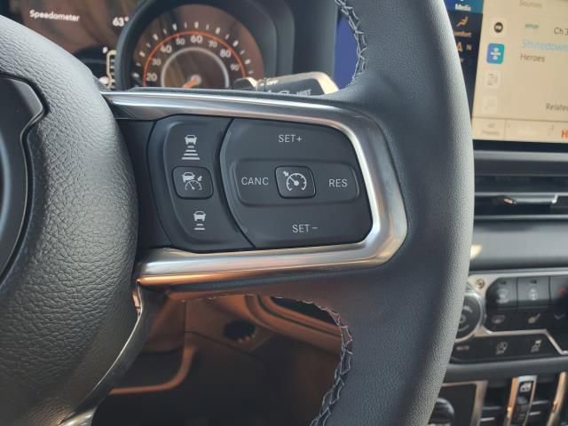 New 2025 Jeep Wrangler Sahara image 17