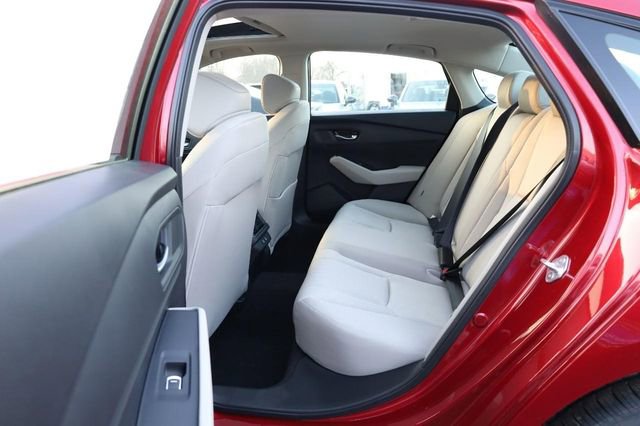 New 2025 Honda Accord SE image 18