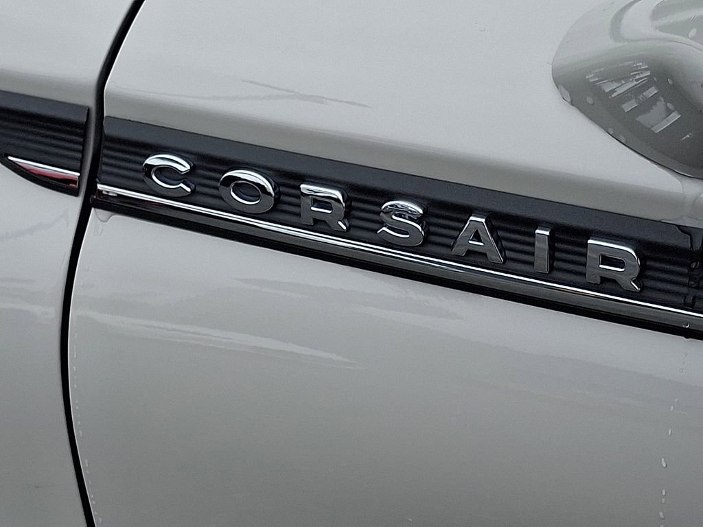 Used 2023 Lincoln Corsair AWD image 30