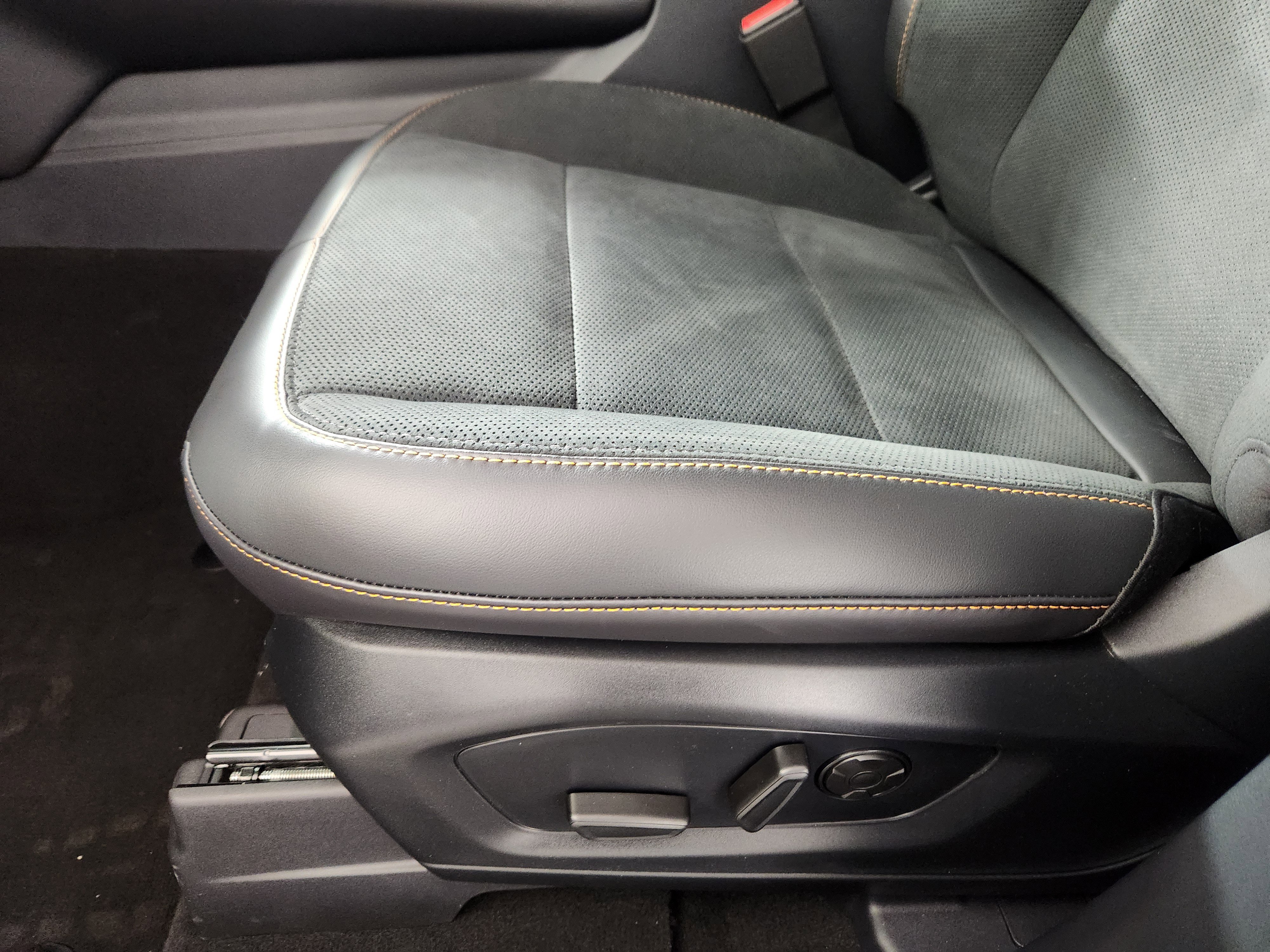 New 2026 Ford Explorer Tremor w/ Tremor Ultimate Package image 13