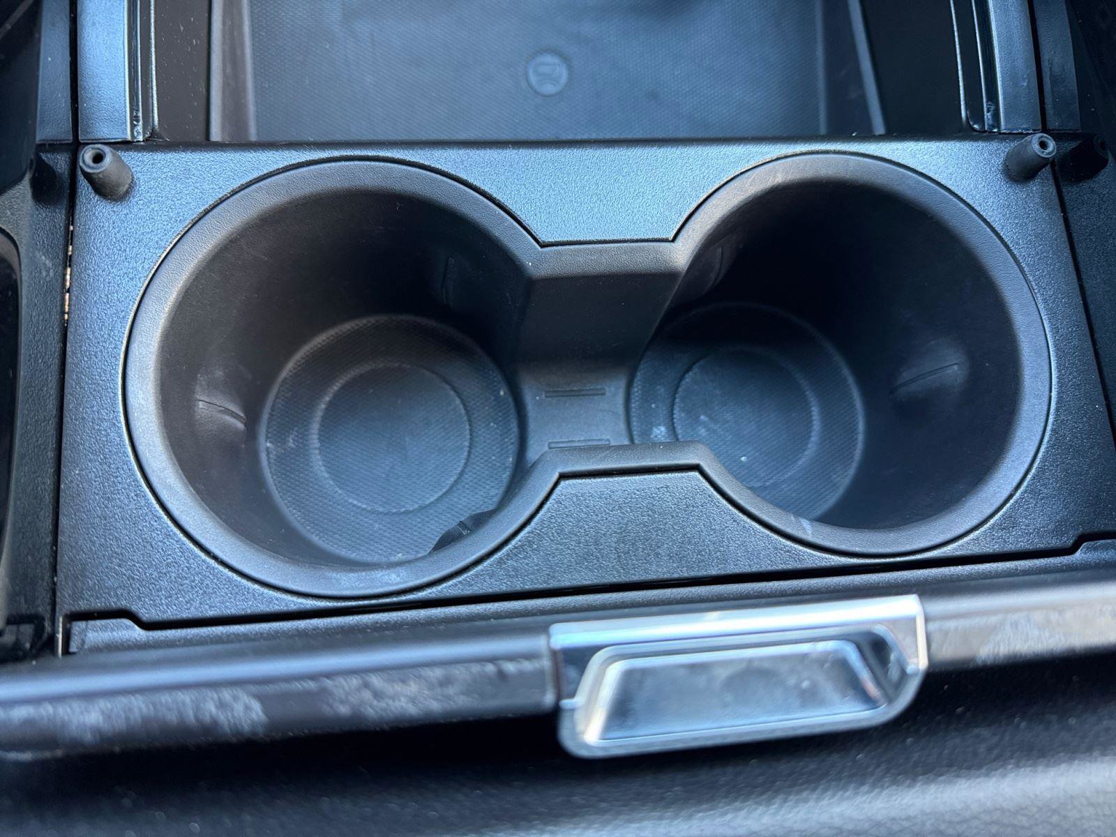 Used 2021 GMC Yukon Denali w/ Denali Premium Package image 28