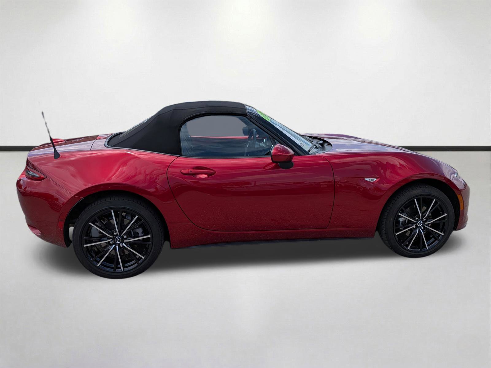 Certified 2025 MAZDA MX-5 Miata Grand Touring RWD image 3
