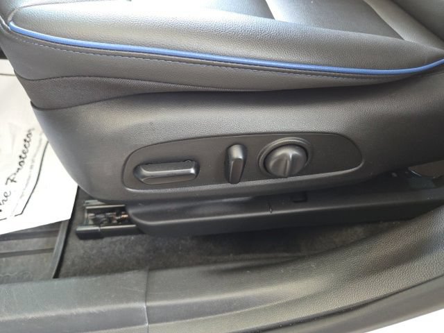 Used 2024 Buick Envista Sport Touring w/ Convenience I Package FWD image 41