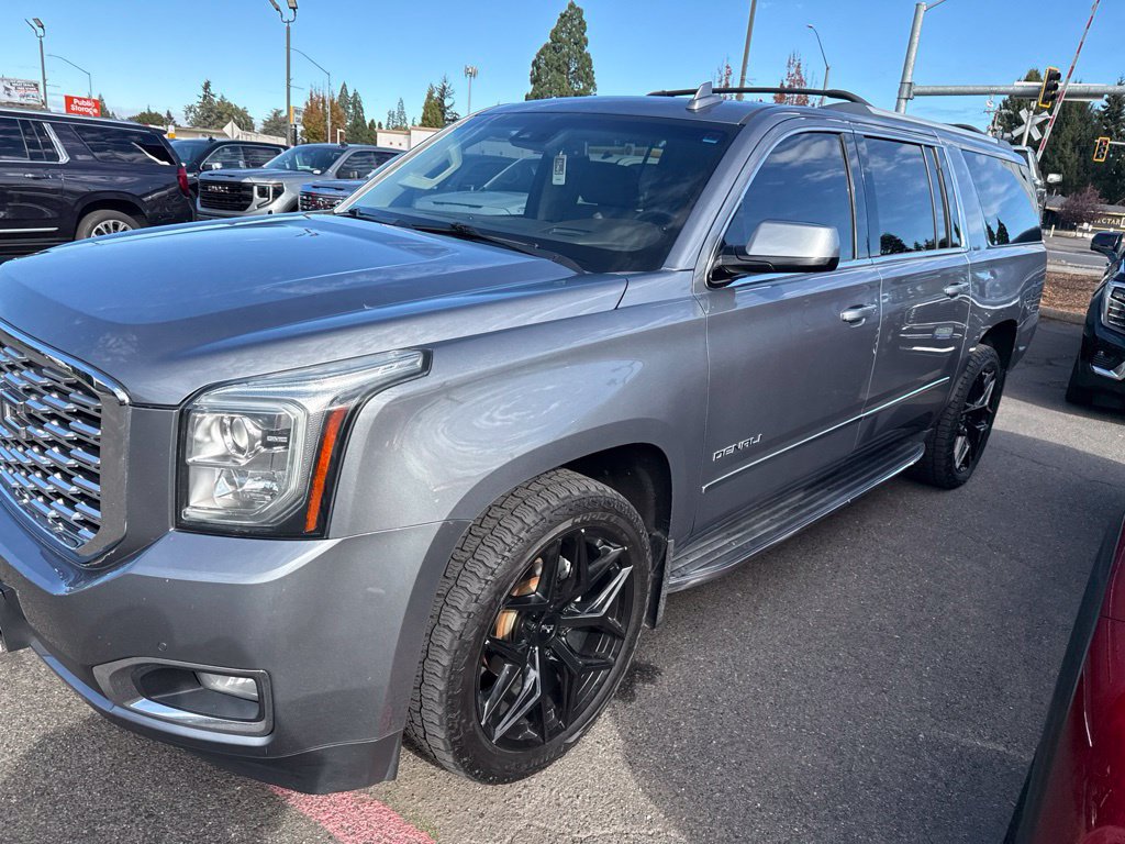 Used 2019 GMC Yukon XL Denali AWD/4WD image 7