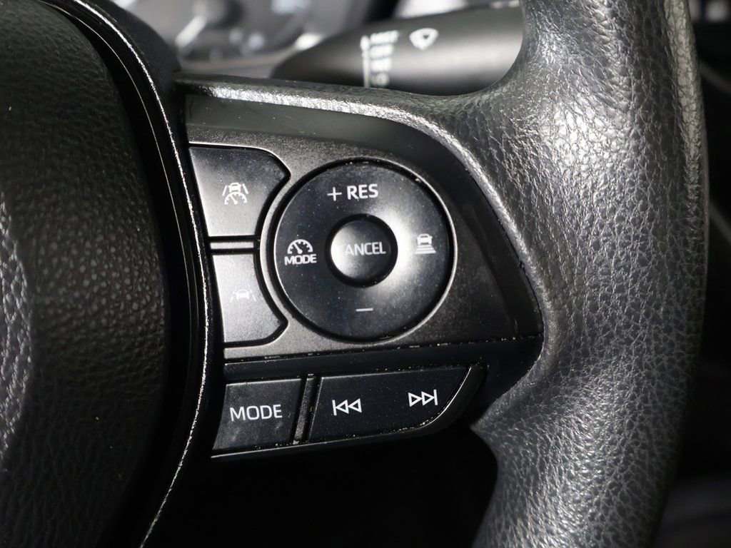 Used 2023 Toyota Corolla LE image 35