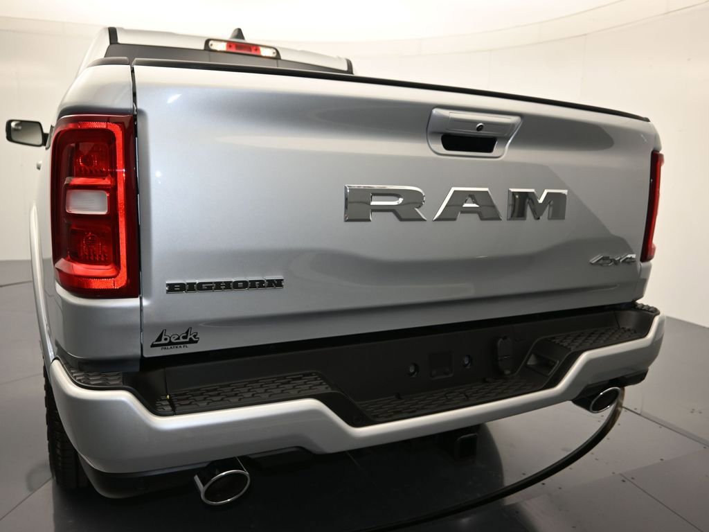 New 2026 RAM 1500 4x4 Crew Cab image 24