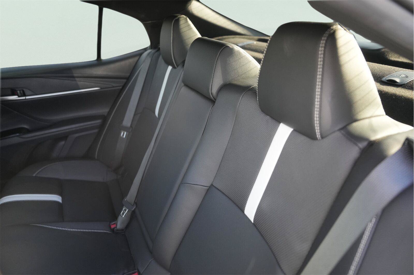 Used 2025 Toyota Camry SE w/ Convenience Package FWD image 13