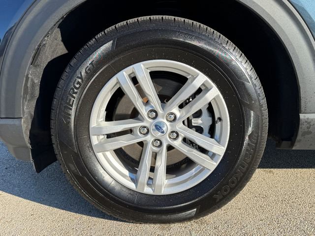 Certified 2023 Ford Explorer XLT w/ Equipment Group 202A AWD/4WD image 10