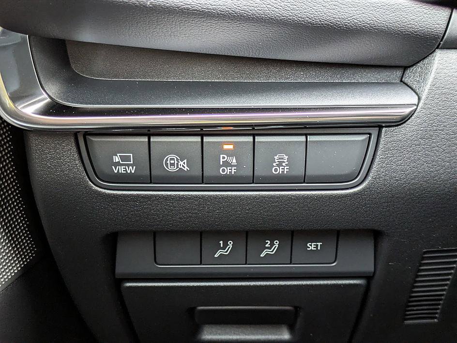 New 2026 MAZDA MAZDA3 Hatchback w/Premium Plus Pkg image 15