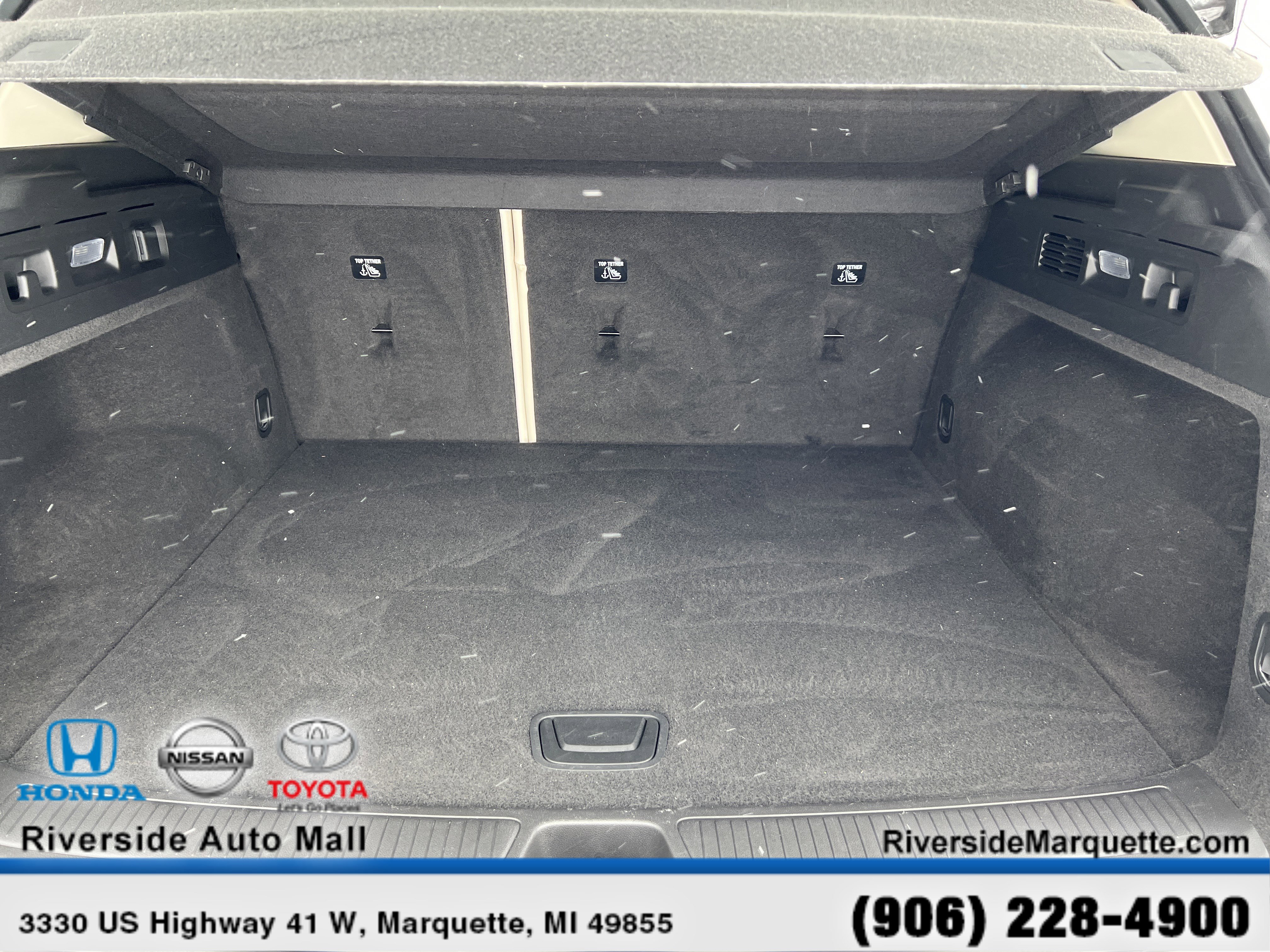 Used 2023 Buick Envision Avenir image 8