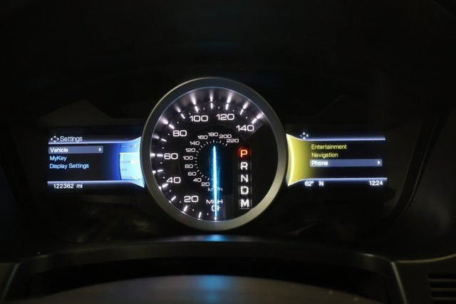 Used 2015 Ford Explorer XLT w/ Equipment Group 202A AWD/4WD image 16
