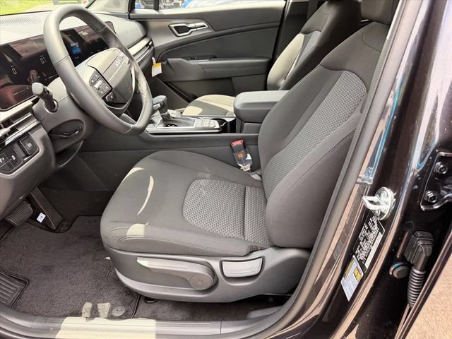 New 2026 Kia Sportage LX AWD/4WD image 8