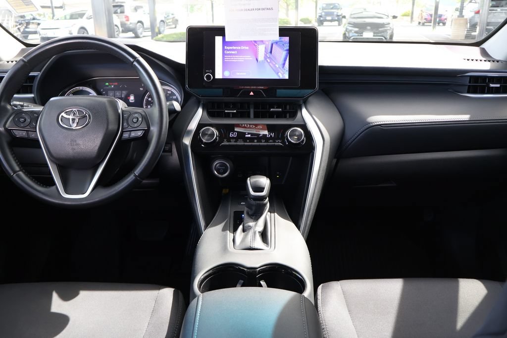 Used 2023 Toyota Venza LE AWD/4WD image 22