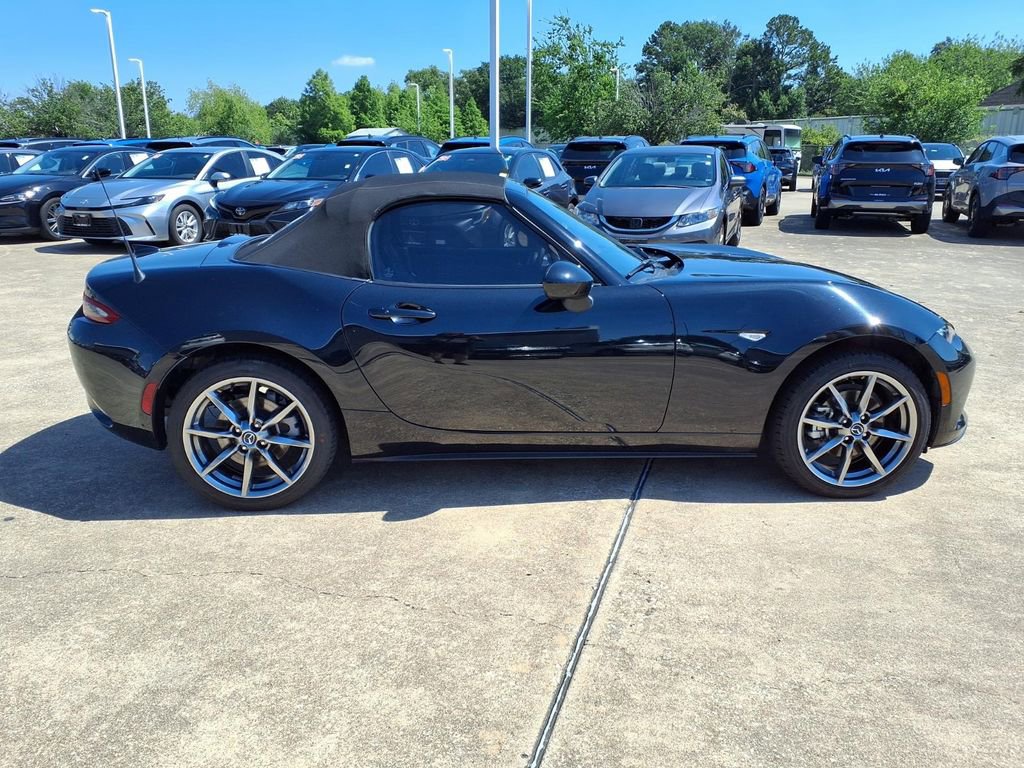 Certified 2023 MAZDA MX-5 Miata Grand Touring w/ Weather Package RWD image 6