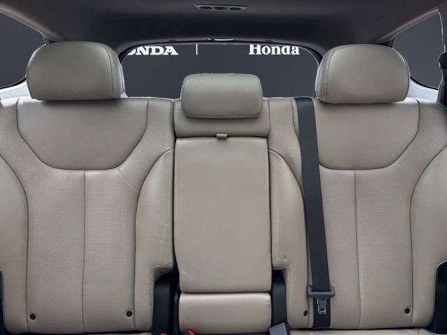 Used 2021 Hyundai Santa Fe Limited AWD/4WD image 11