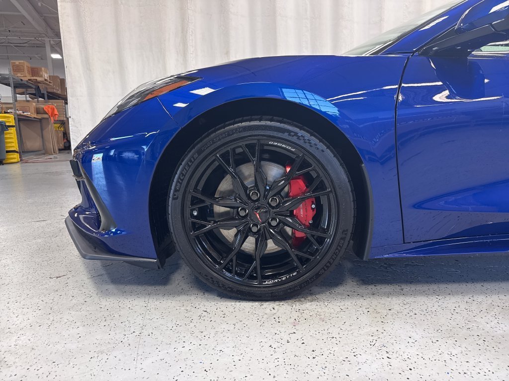 New 2027 Chevrolet Corvette Stingray Convertible w/ Z51 Performance Package RWD image 27