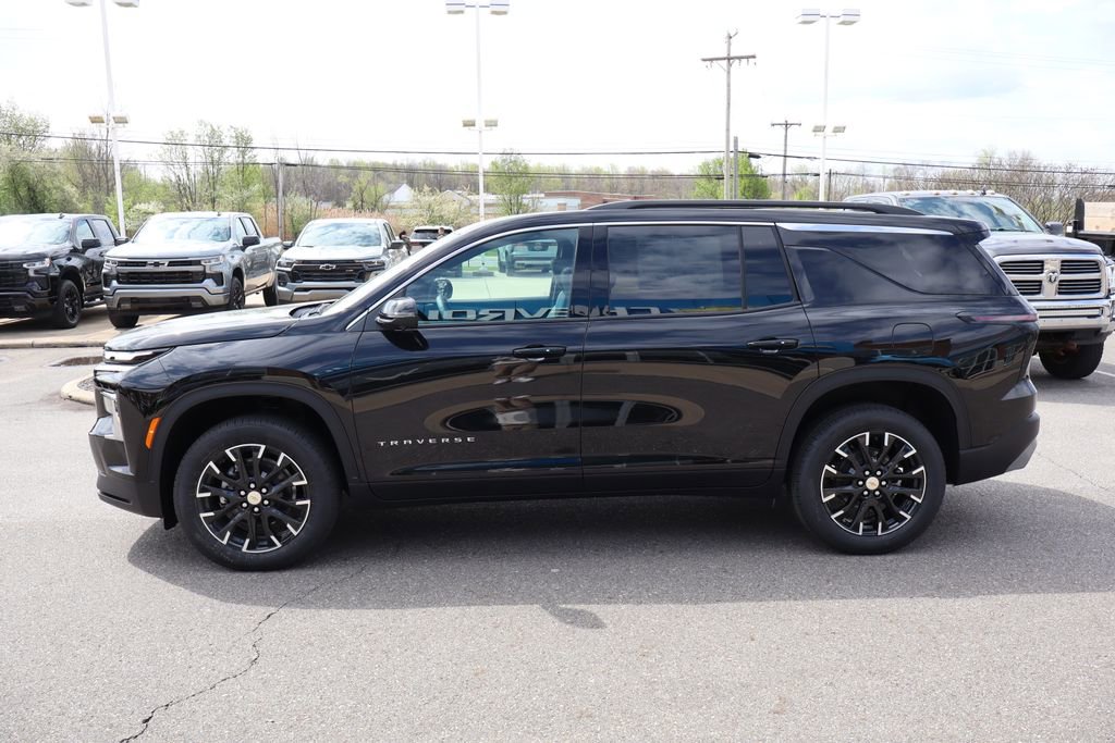 New 2026 Chevrolet Traverse LT FWD image 32