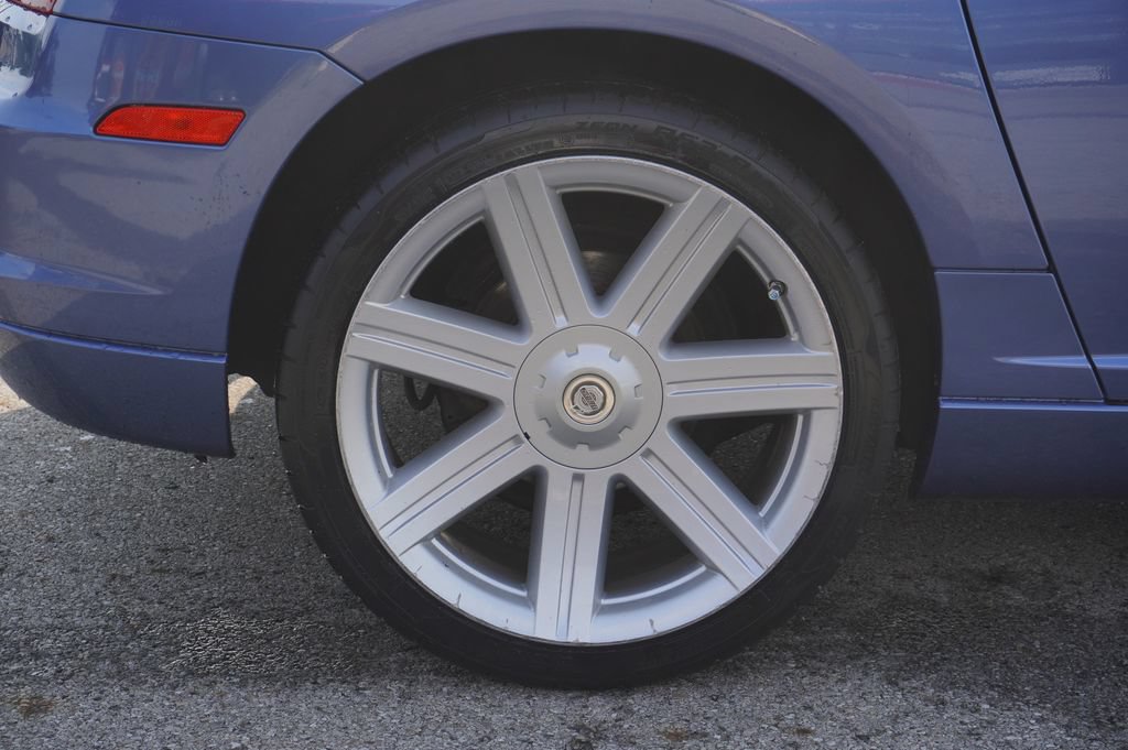 Used 2005 Chrysler Crossfire Limited RWD image 21