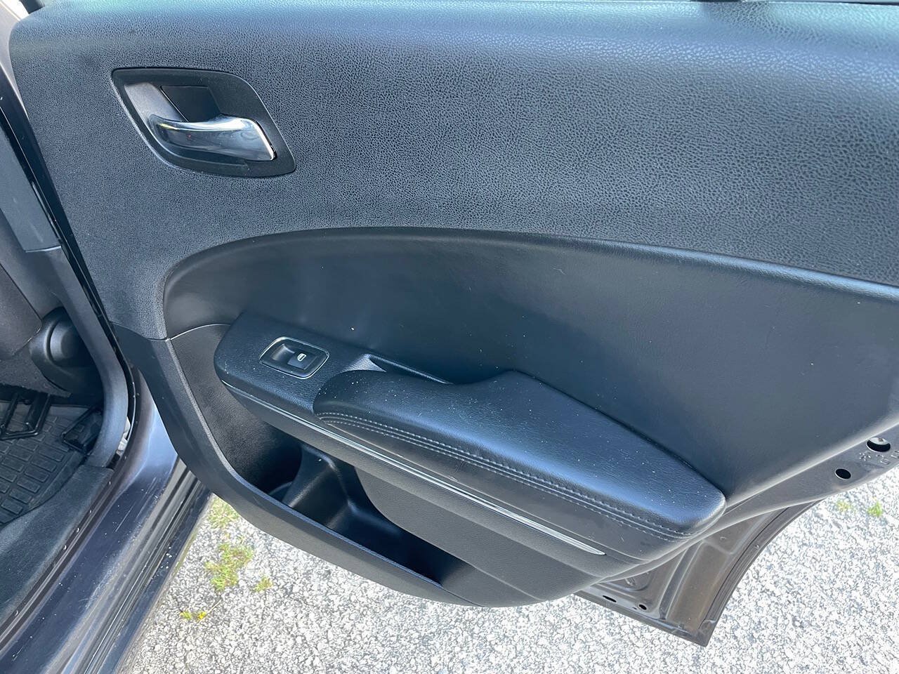 Used 2014 Dodge Charger SE w/ Sport Appearance Group RWD image 9