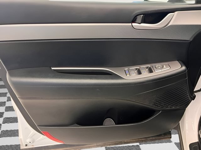 Used 2025 Hyundai Palisade SEL FWD image 19
