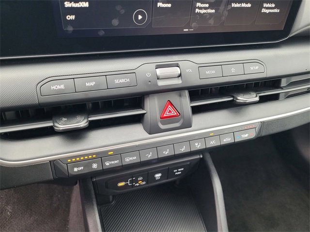 Used 2025 Kia K4 LXS image 16