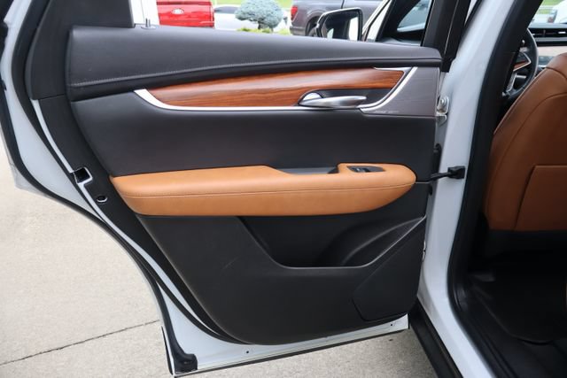 Used 2021 Cadillac XT5 Premium Luxury AWD/4WD image 31