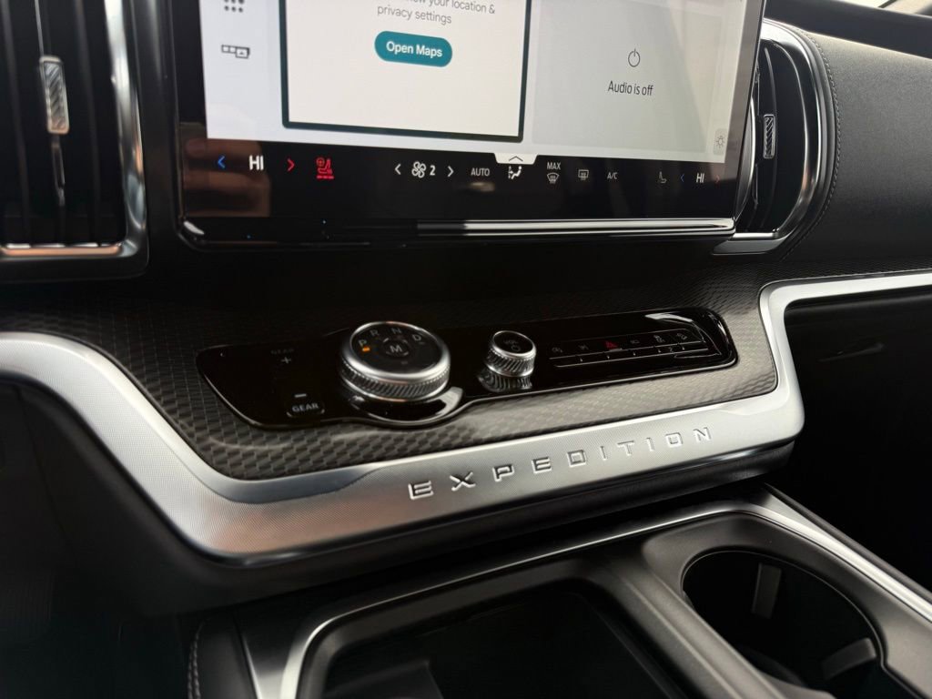 New 2026 Ford Expedition Platinum w/ Stealth Appearance Package image 18