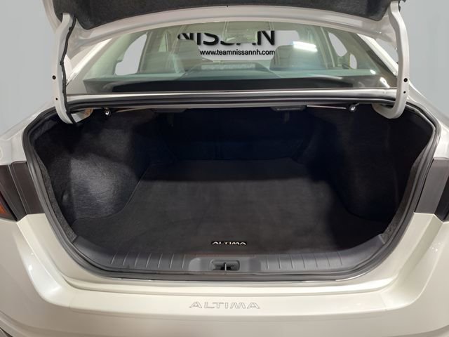 Certified 2025 Nissan Altima 2.5 SR FWD image 25