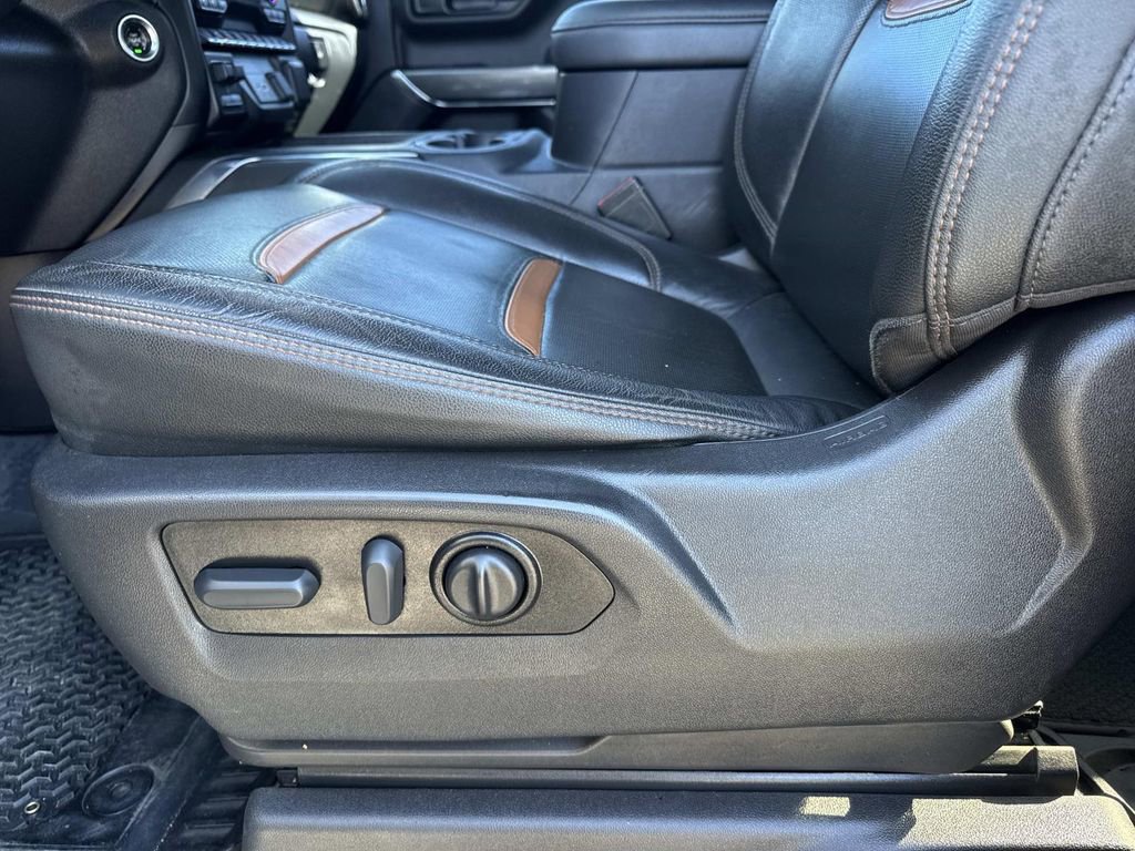 Used 2022 GMC Sierra 1500 AT4 w/ AT4 Premium Package image 24