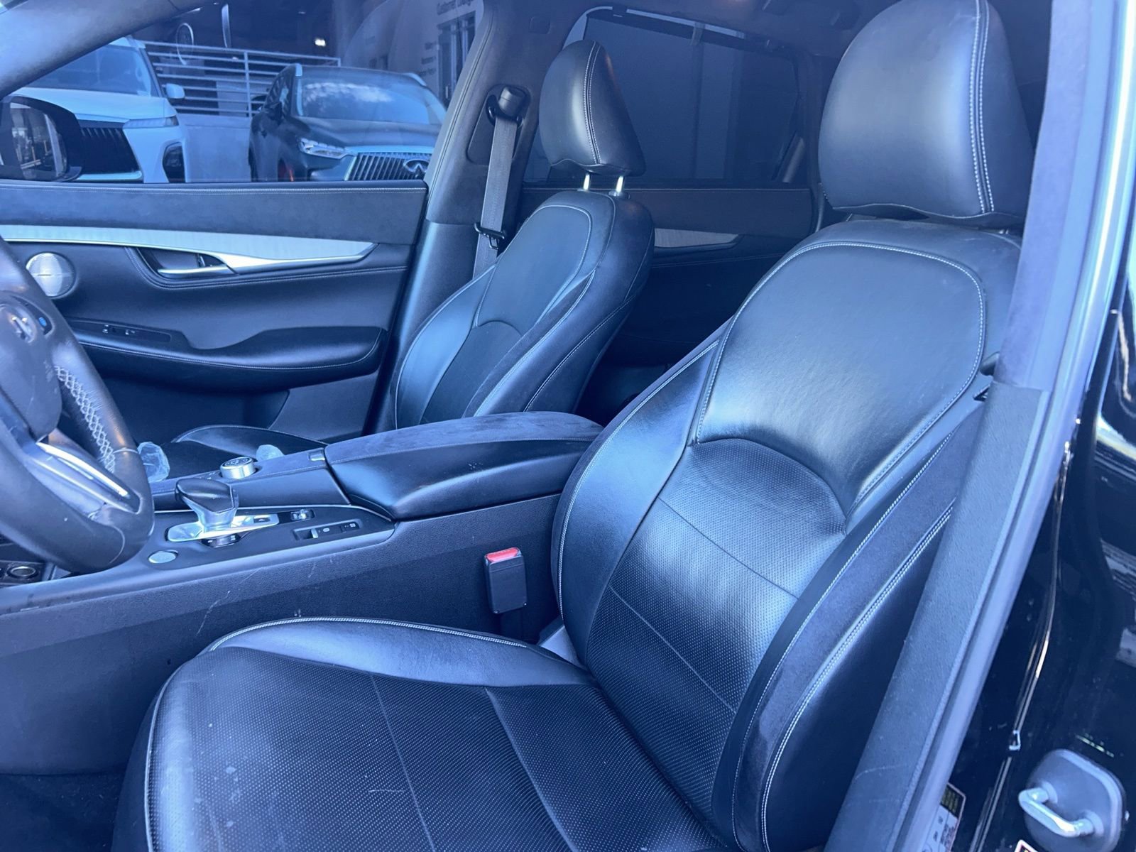 Used 2019 INFINITI QX50 Essential AWD/4WD image 10