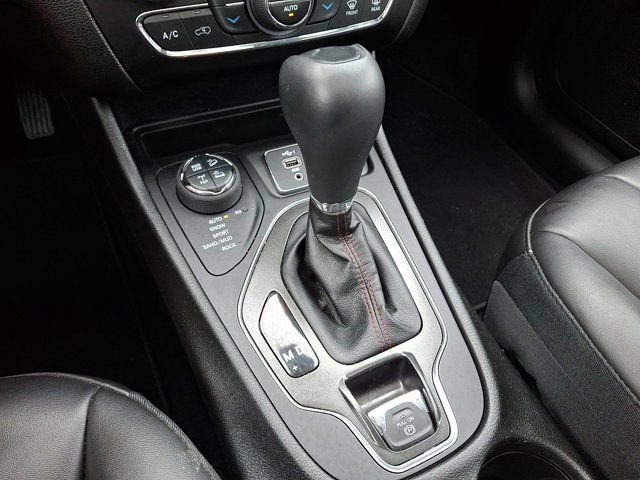 Certified 2021 Jeep Cherokee Trailhawk w/ Sun, Sound & Nav Group AWD/4WD image 19