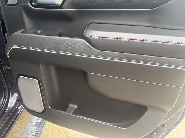 Used 2022 GMC Sierra 1500 AT4X image 36