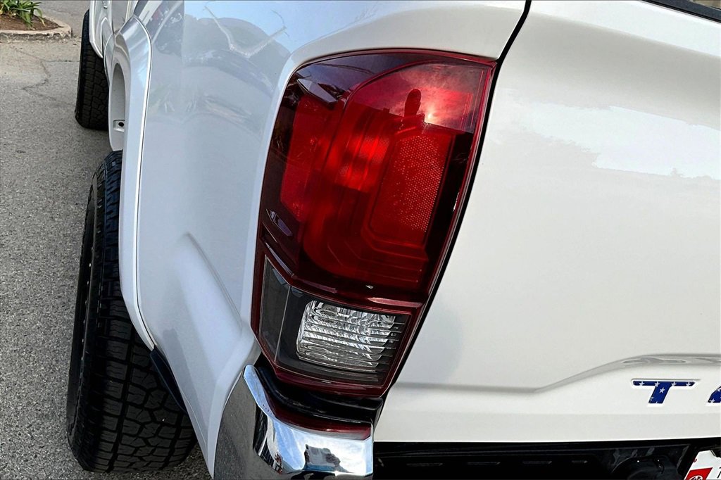 Used 2019 Toyota Tacoma SR5 image 24