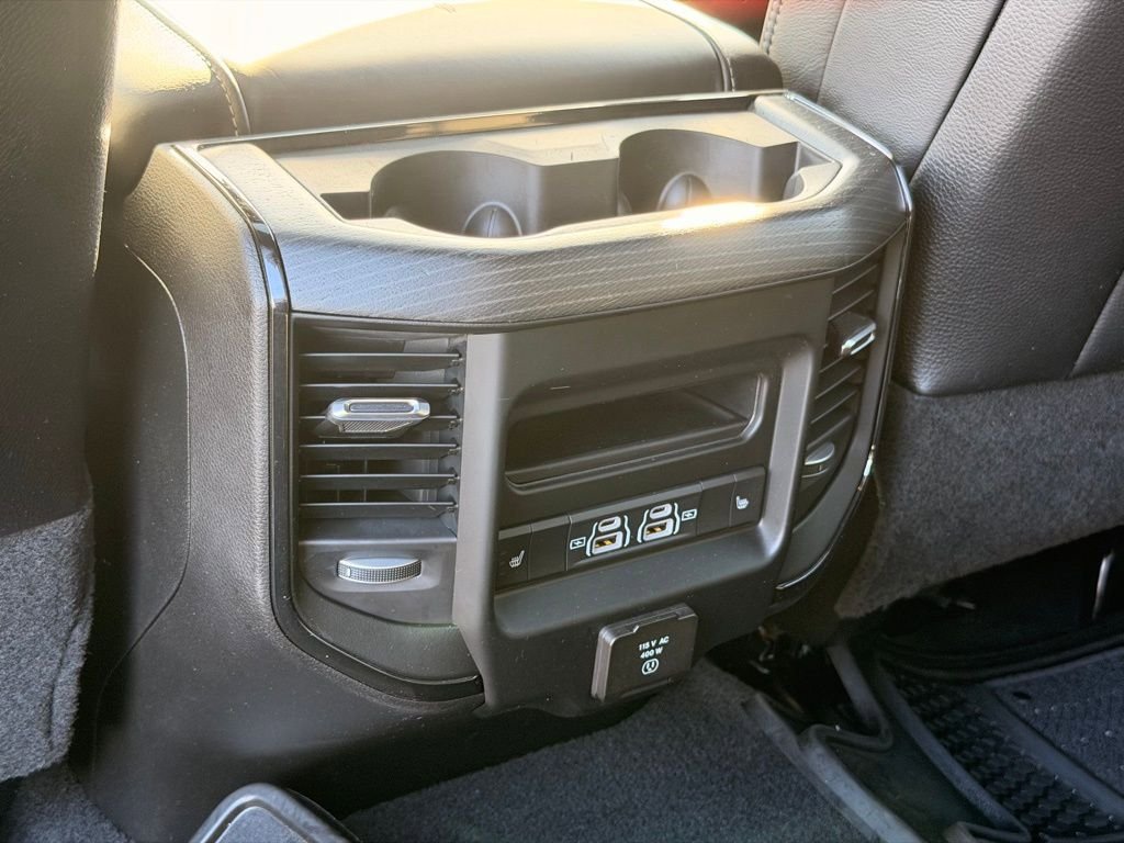 Used 2024 RAM 2500 Limited AWD/4WD image 18