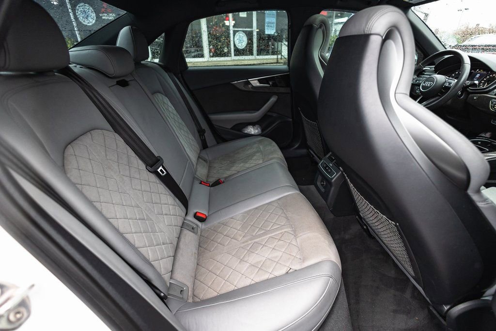 Used 2022 Audi S4 Premium image 34