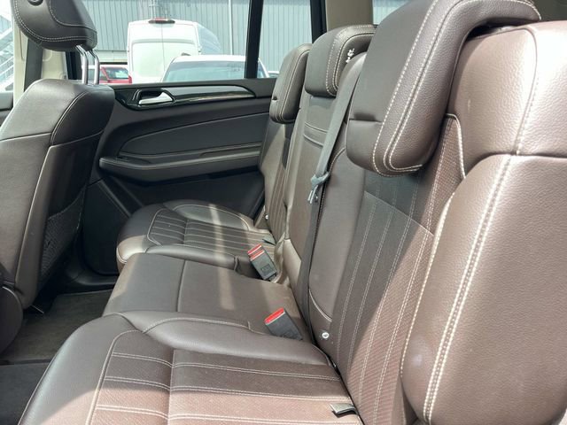 Used 2018 Mercedes-Benz GLS 450 4MATIC image 25