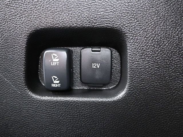 Used 2024 Ford Edge SEL AWD/4WD image 18