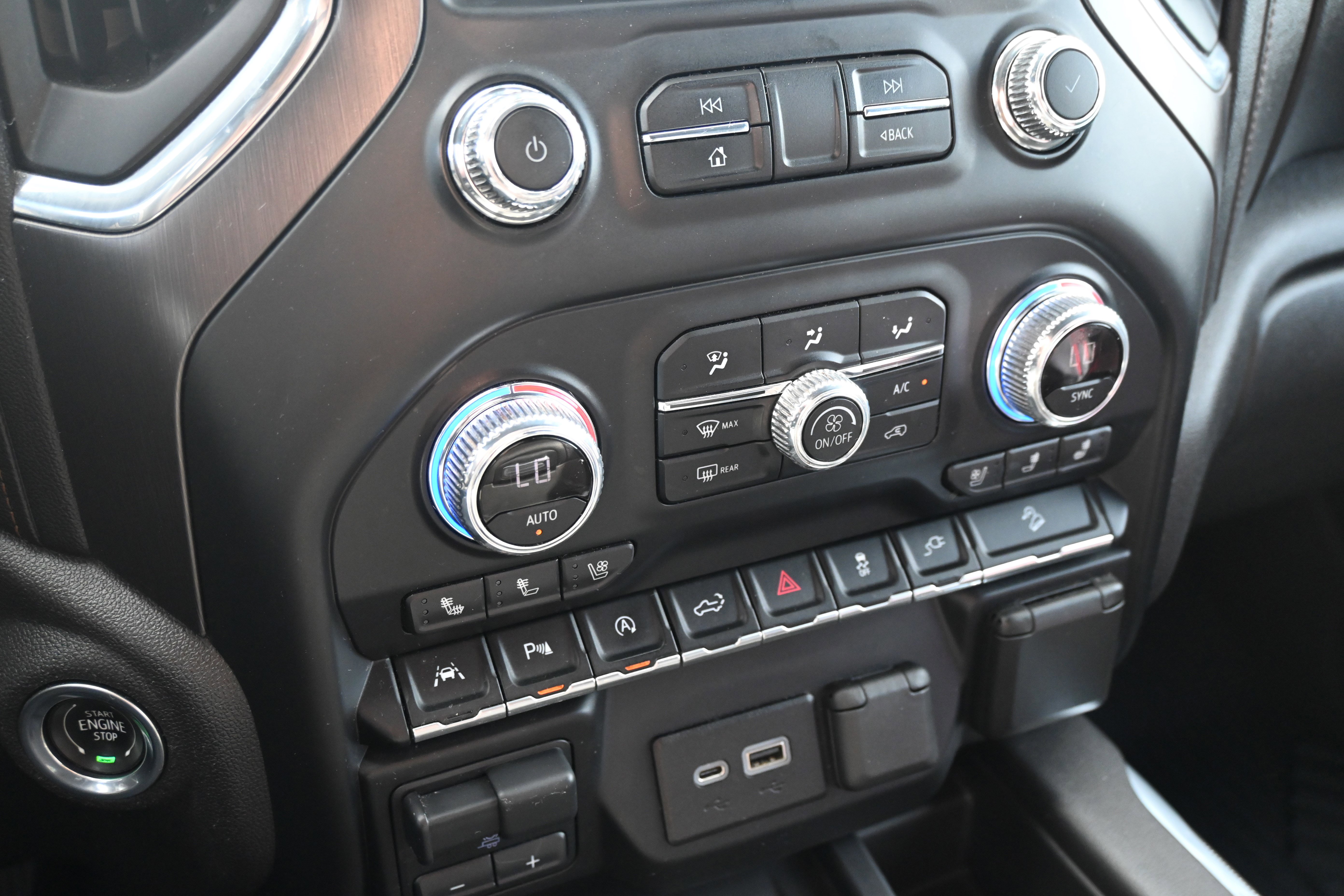 Used 2020 GMC Sierra 1500 AT4 w/ AT4 Premium Package image 21