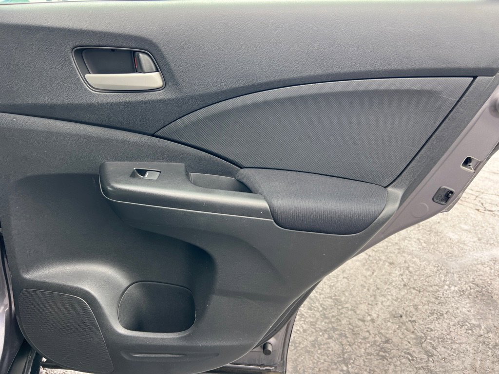 Used 2015 Honda CR-V LX image 14