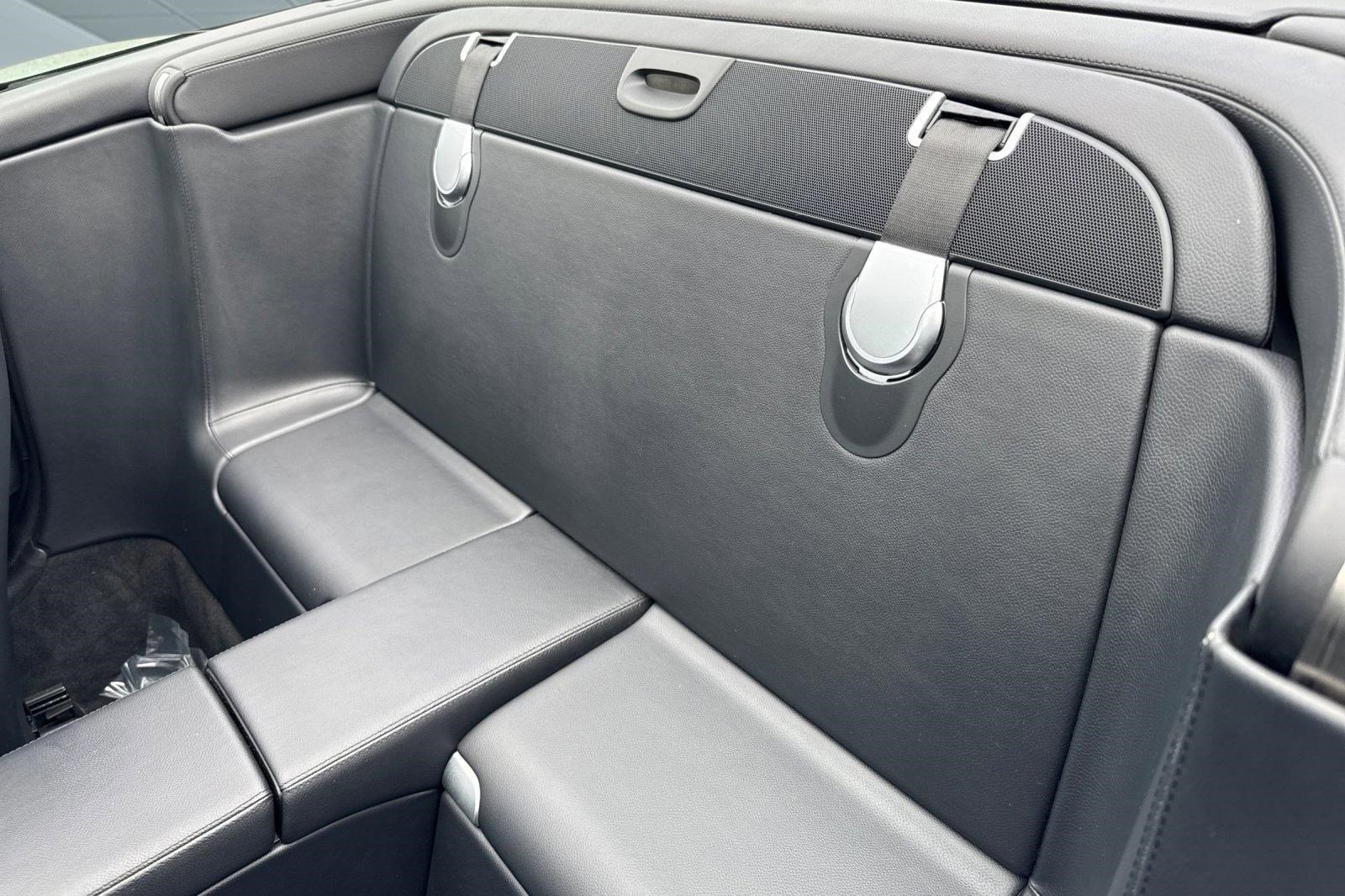 Used 2012 Mercedes-Benz SL 550 image 27