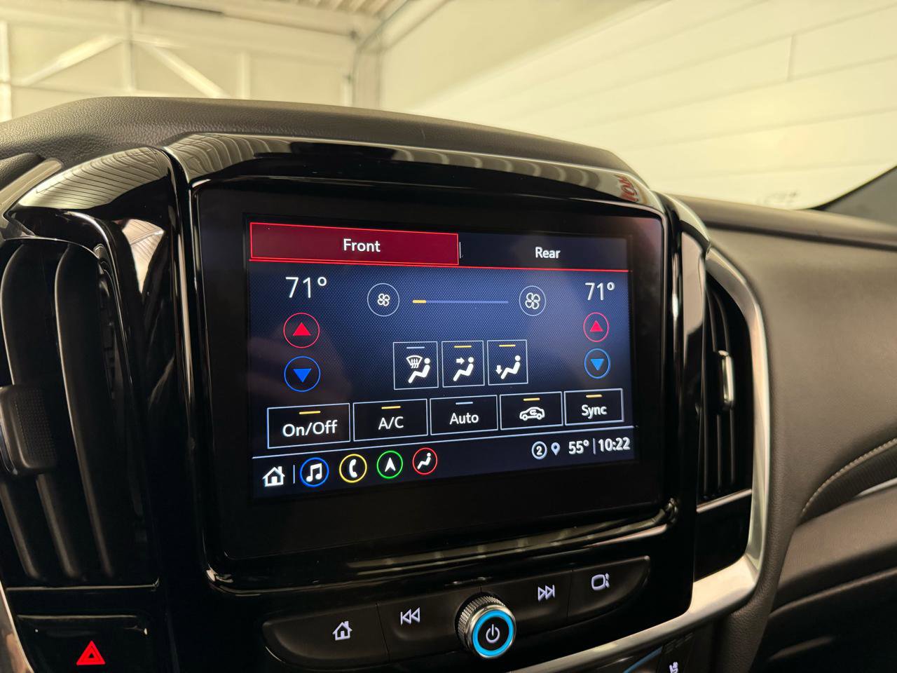 Used 2023 Chevrolet Traverse Premier w/ LPO, Floor Liner Package AWD/4WD image 26