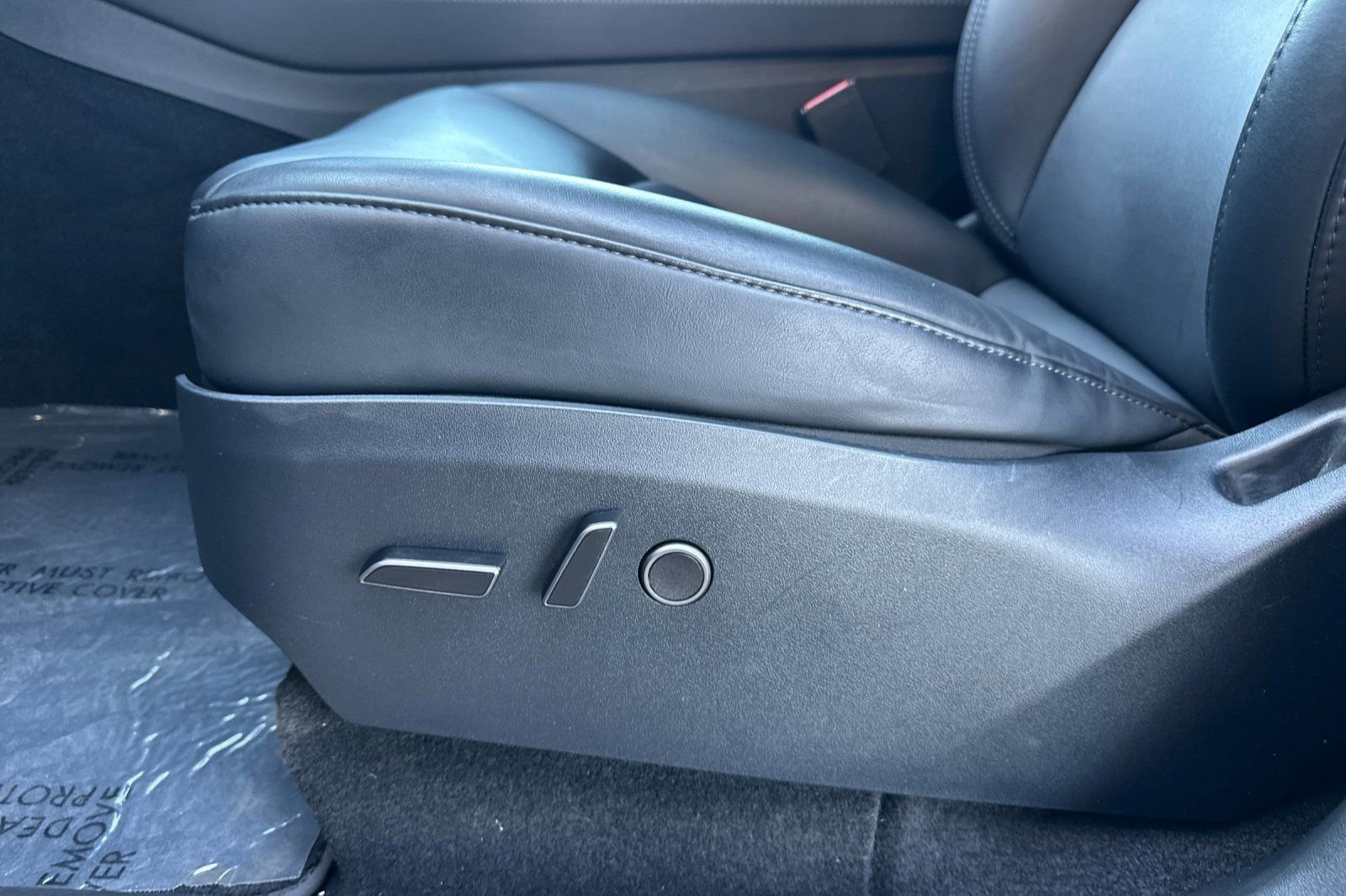 Used 2023 Tesla Model Y Long Range image 12