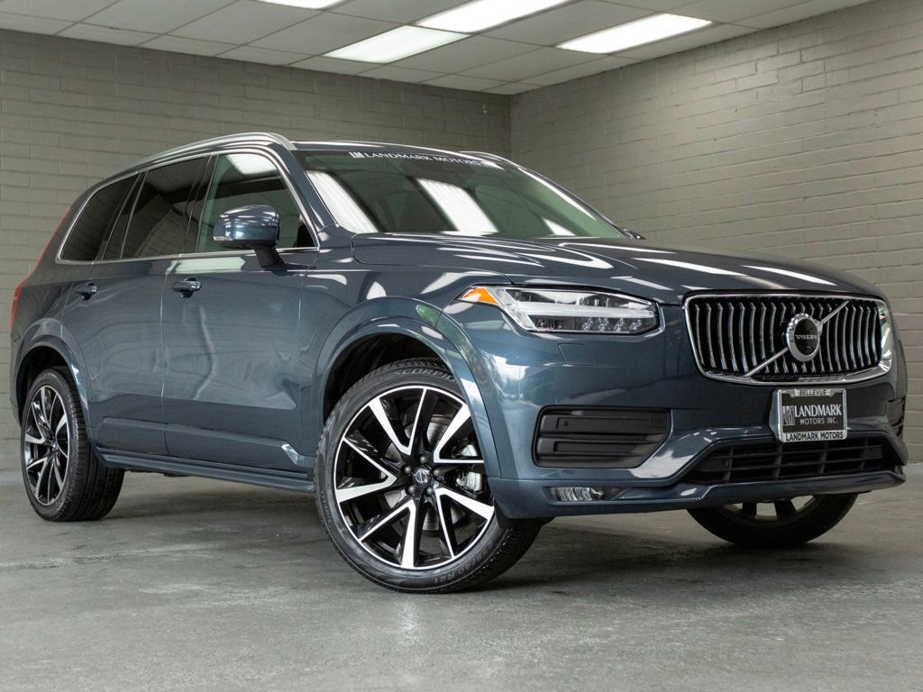 Used 2022 Volvo XC90 T6 Momentum w/ Advanced Package