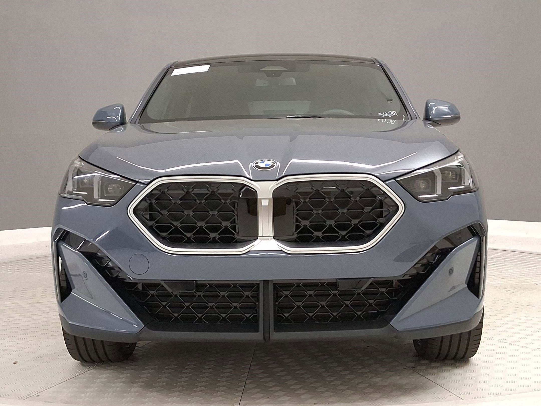 New 2026 BMW X2 xDrive28i w/ Convenience Package image 4