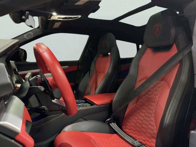 Used 2019 Lamborghini Urus AWD/4WD image 34